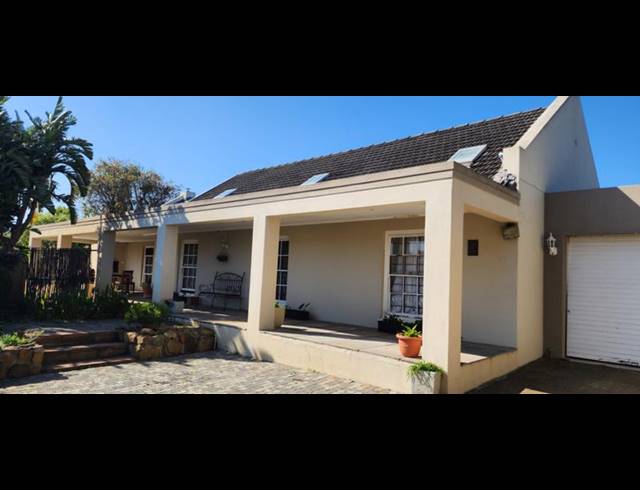 5 BEDROOM HOUSE FOR SALE IN PLUMSTEAD